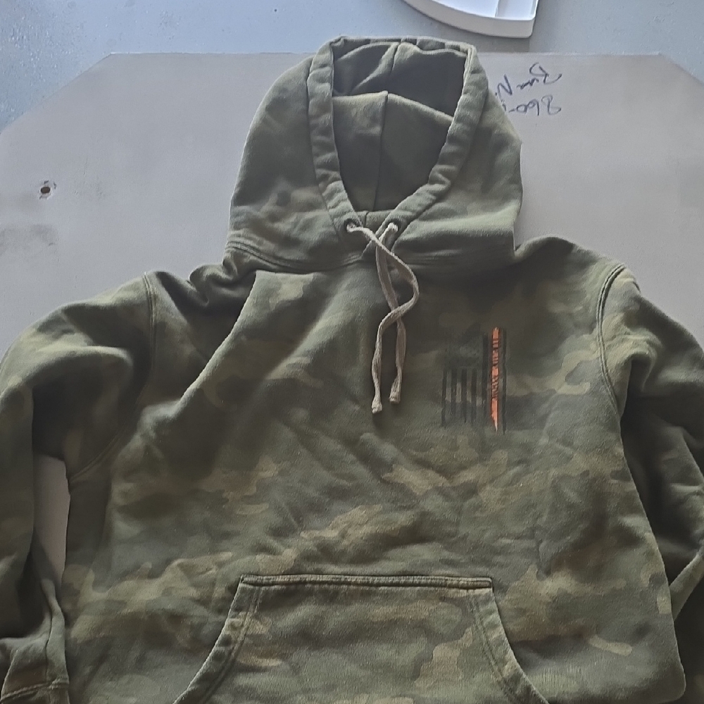 Men's Green Camouflage Hoodie Sweater
